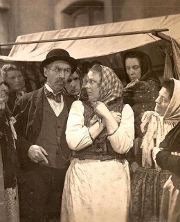 A. Letenská ve filmu O. Vávry Přijdu hned!