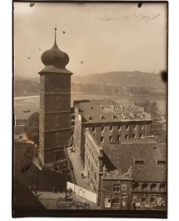 Štítkovské mlýny před zbouráním a výstavbou Mánesa