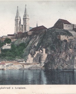 Dobová pohlednice, Vyšehradská skála s tunelem