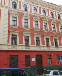 Domov pro seniory, Máchova 14. Zdroj: MČ Praha 2