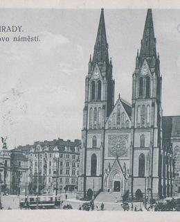 Náměstí s kostelem sv. Ludmily, kol. 1925