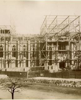 Stavba kostela sv. Ludmily, kolem 1890. MMP. 