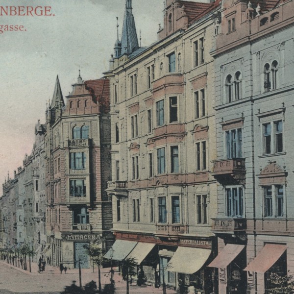 Vinohradská třída na dobové pohlednici ze sbírky M. Poláka