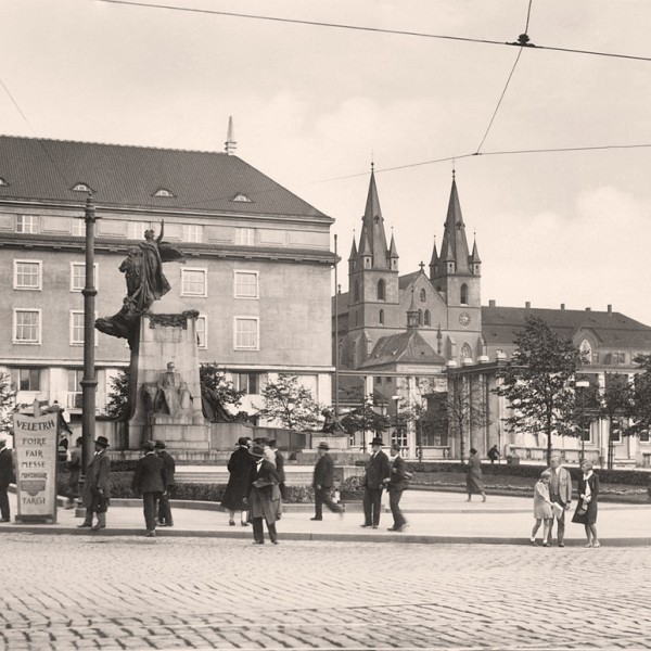 Květen 2020 - Palackého náměstí a Emauzy