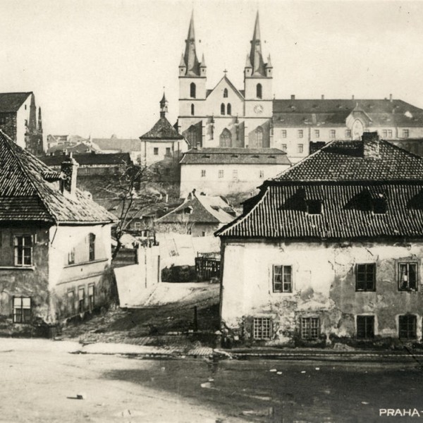 Emauzský klášter a Zítkovy sady