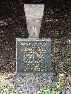 Pomník obětem 2. sv. války (autor fotografie: Milan Polák)