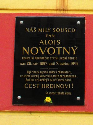 Pamětní deska A. Novotného