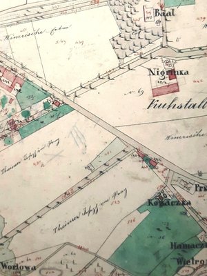 Kozačka je na mapě z roku 1840 uvedena v dolní části