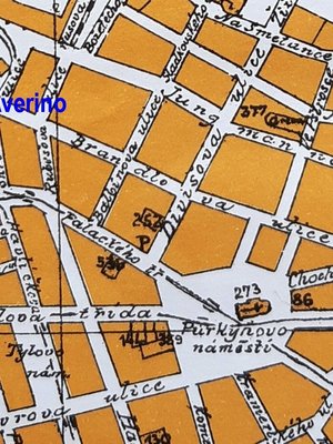 Na mapě je vyznačeno místo, kde se nacházelo Divadlo Averino