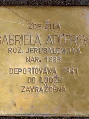 Kámen zmizelých Gabriely Adlerové (Foto M. Polák, červen 2022)