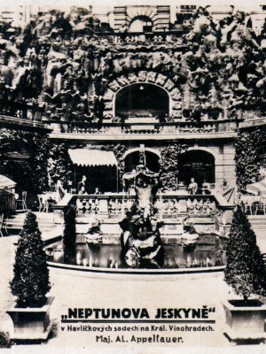 Havlíčkovy sady, restaurace Neptunova jeskyně, Zdroj: archiv M. Frankla
