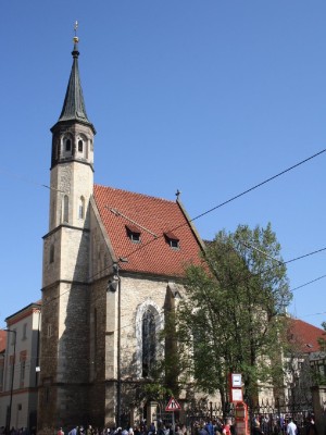 Kostel Zvěstování Panny Marie Na trávníčku