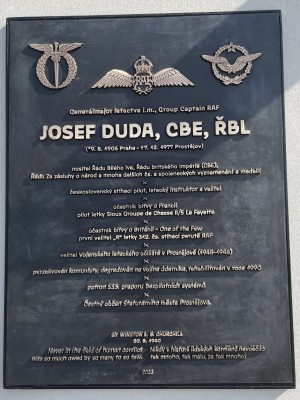 pamětní deska gen. Josef Duda