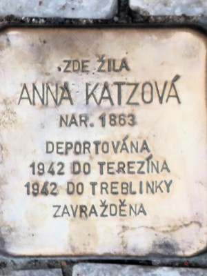 Kámen zmizelých Anny Katzové (Foto M. Polák, červen 2026)
